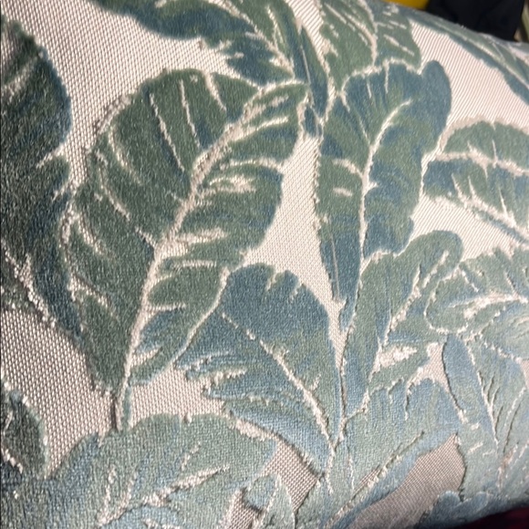 Soho Studio feather filled pillowTropical Leaf Print 22x15 cut velvet - Picture 8 of 10